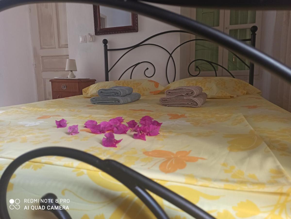 Maison d'hôtes Pitini à Symi Extérieur photo